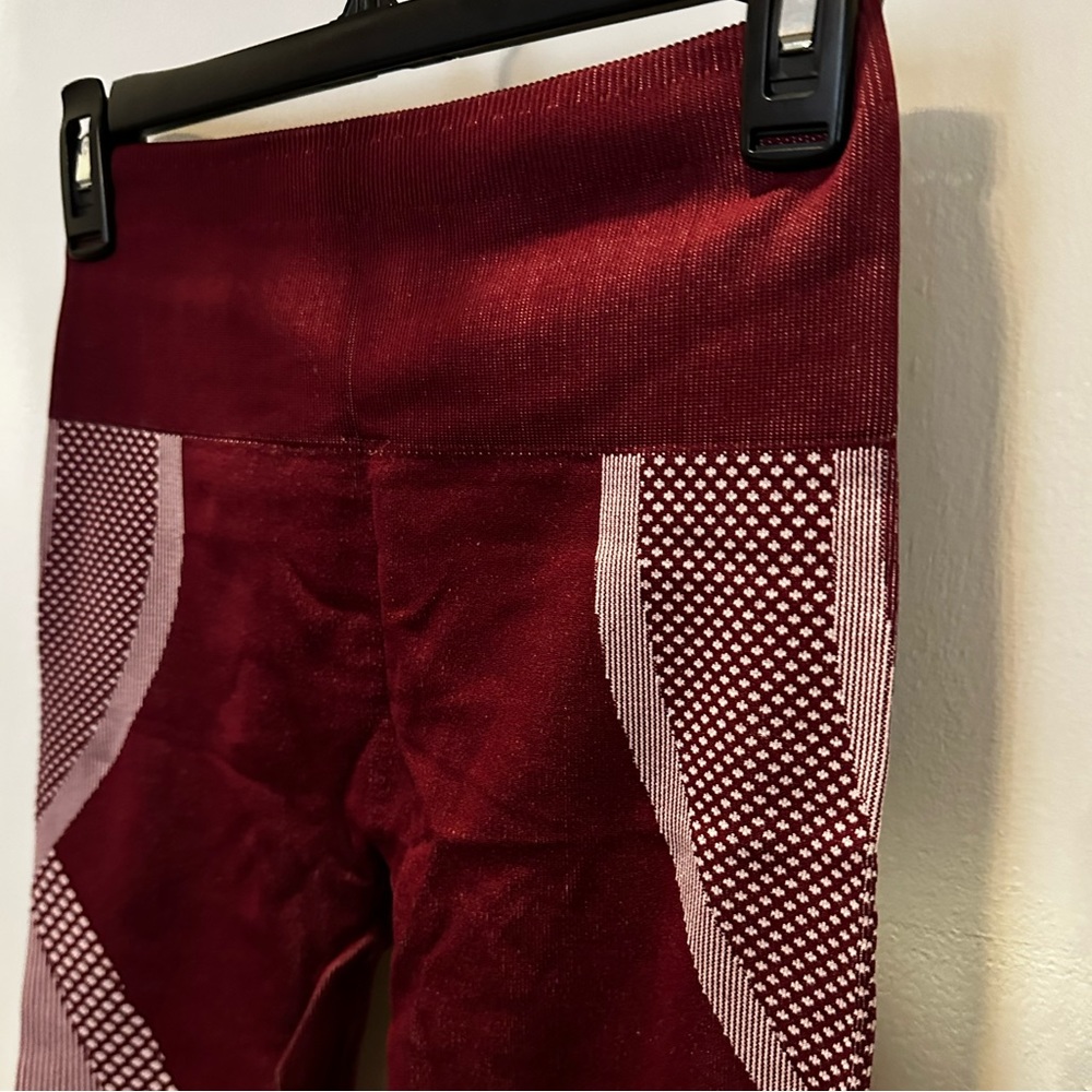 Fabletics Maroon leggings